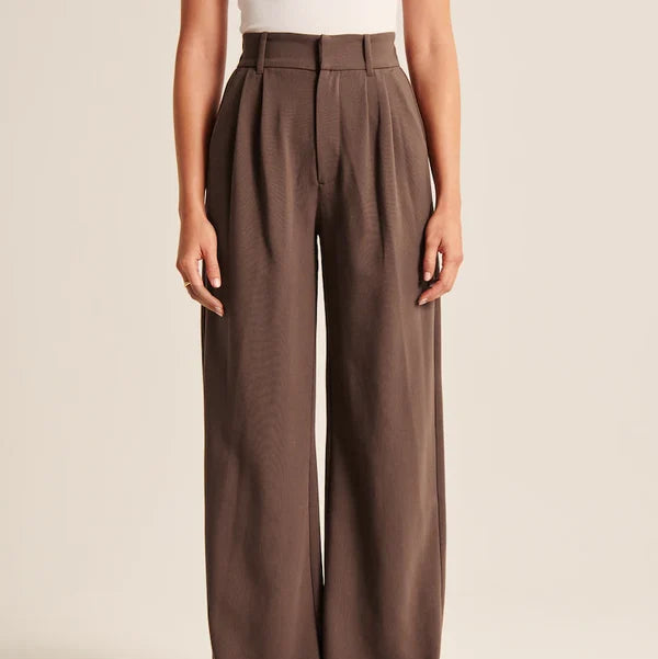 Avelora – Tijdloze Damesbroek met Elegante Pasvorm
