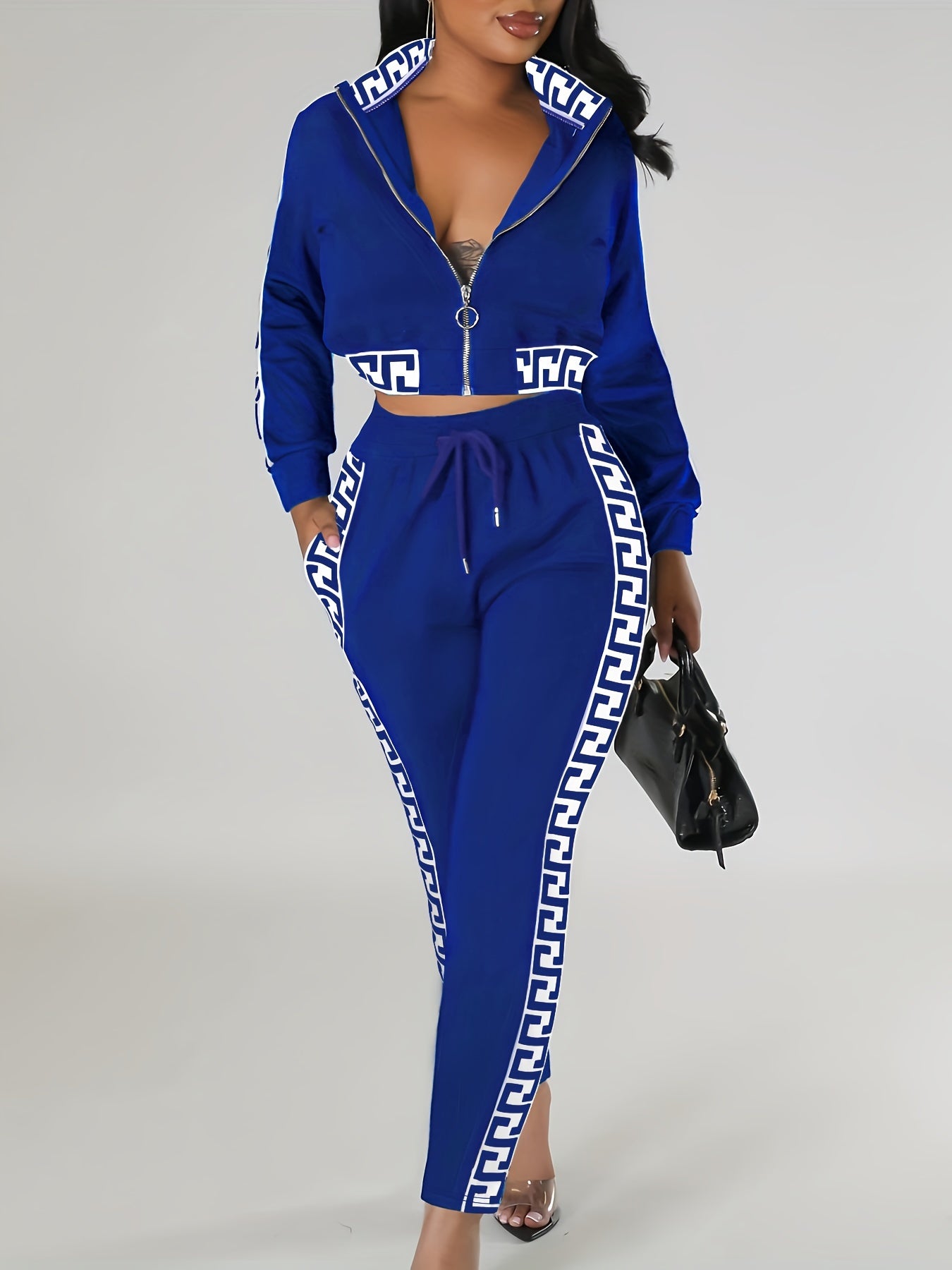 Noelle Set – Moderne Tweedelige Set met Subtiele Printdetails