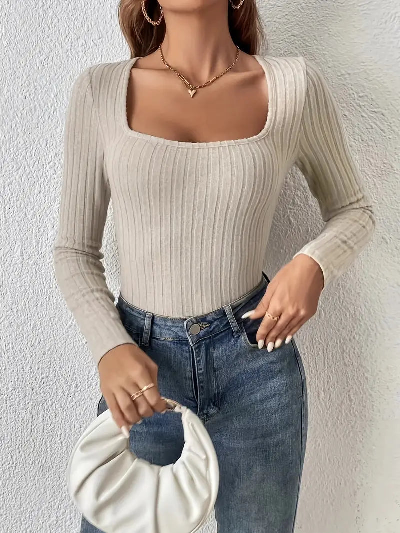 Alenya Square-Neck Bodysuit – Elegantie in een Perfecte Pasvorm