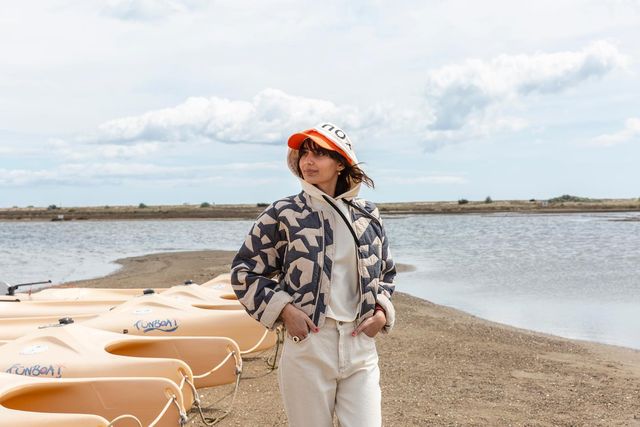 Isaline – Elegante dames quiltjas met verfijnde stitching en getailleerde pasvorm