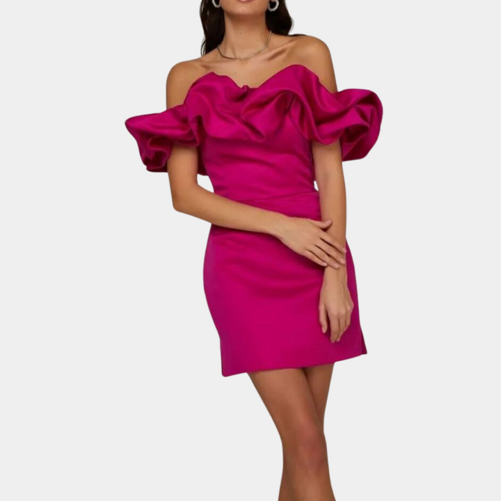 Virellia – Speelse mini jurk met ruches voor een vrouwelijke en zelfverzekerde look