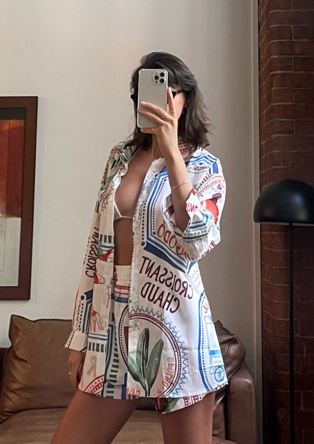 Dames linnen zomerset met oversized shirt en shorts – luchtig en casual