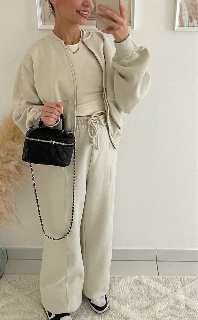 Isaline – Dames Trainingsset met Relaxte Pasvorm en Moderne Elegant﻿ie