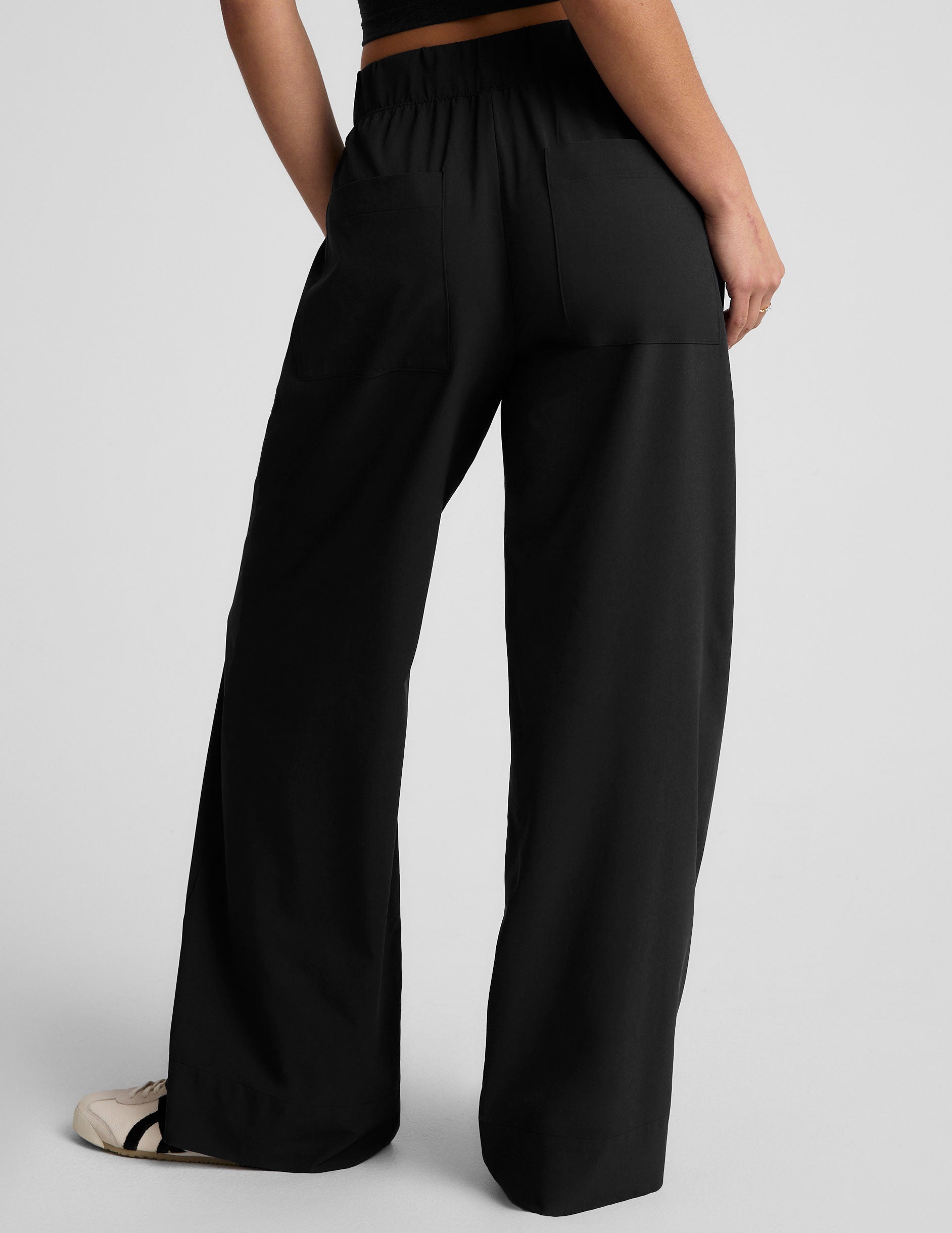 Noelle wide leg pants van luchtige stretch stof