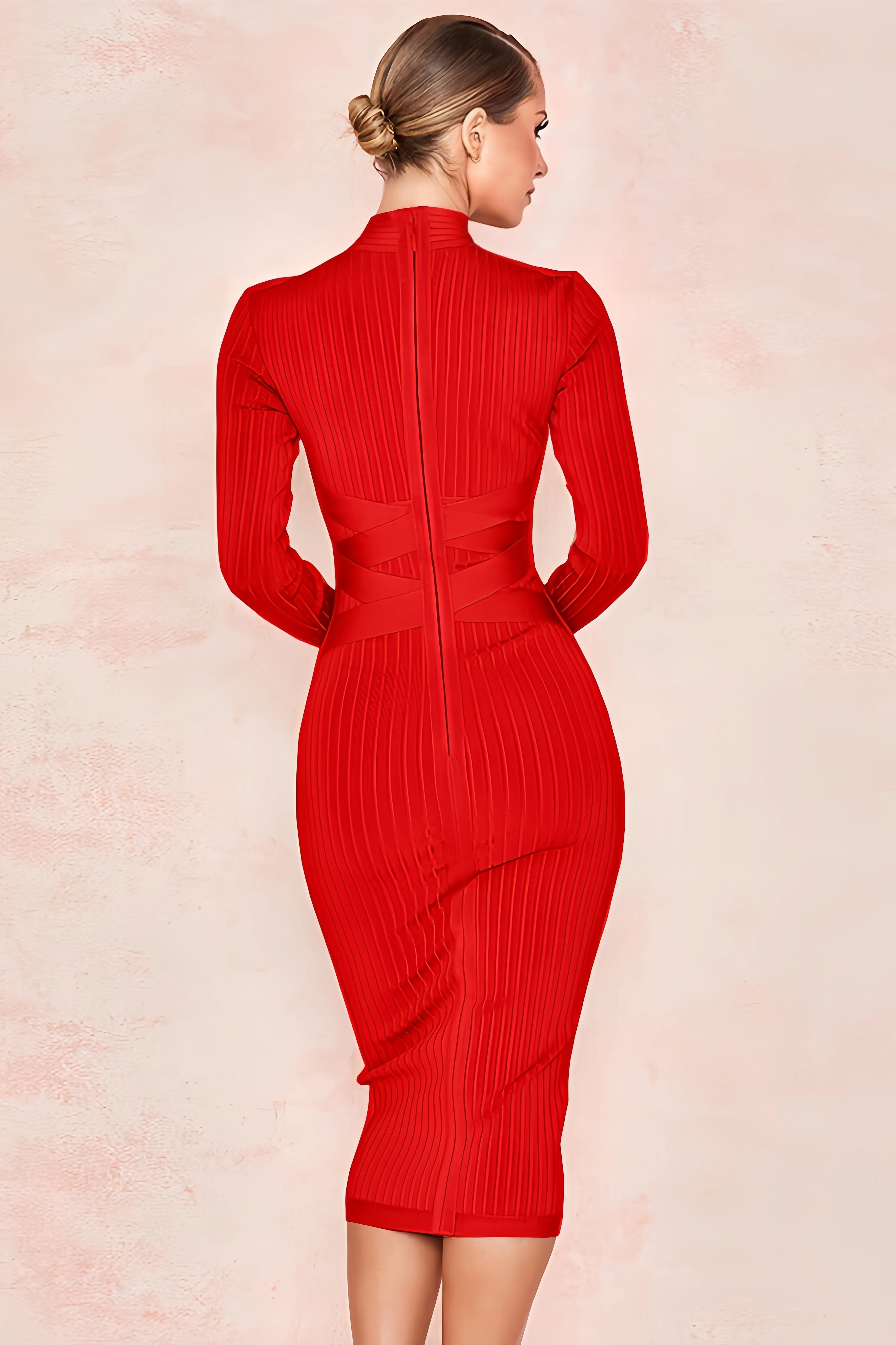 Selvara – Midi-Jurk met Opstaande Kraag en Elegante Pasvorm