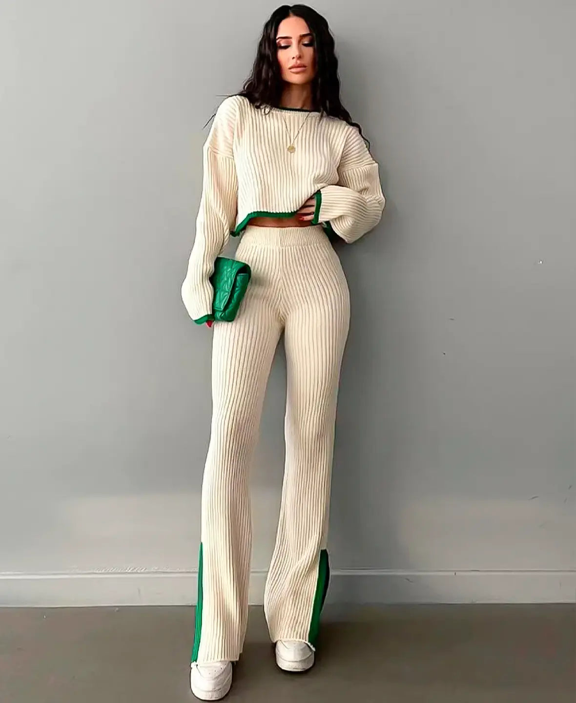 Aveloria – Tweedelige Set voor Vrouwelijke Elegantie en Comfort