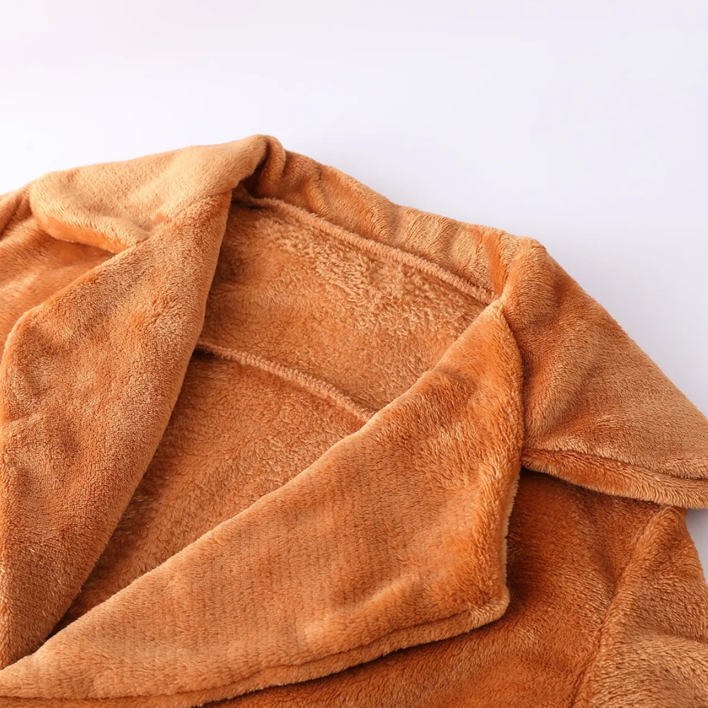 Veloura – Geraffineerde dames winterjas met pluche afwerking