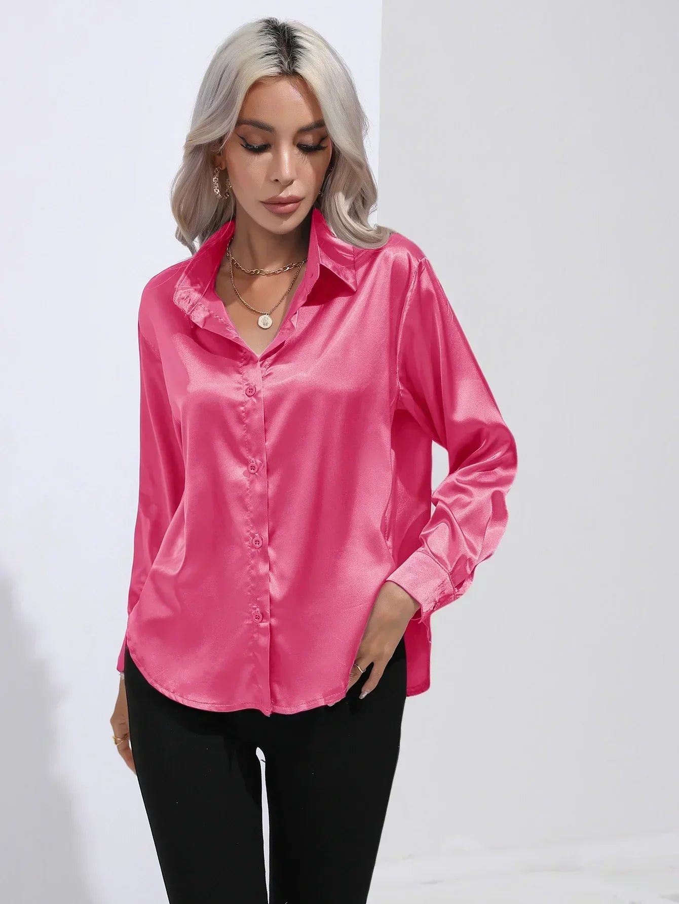 Serenya – Satijnen Blouse met Lange Mouwen, Elegant & Tijdloos voor Kantoor en Events