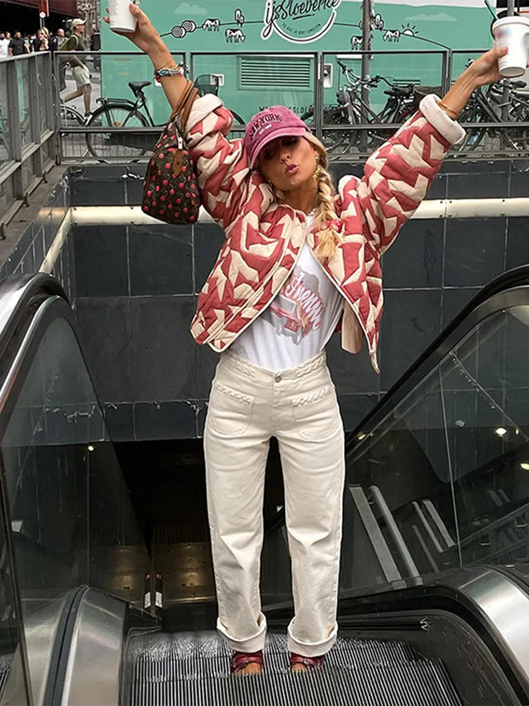 Isaline – Elegante dames quiltjas met verfijnde stitching en getailleerde pasvorm