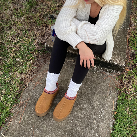 Néola Platform Pantoffels – Waar Warmte en Stijl Samenkomen