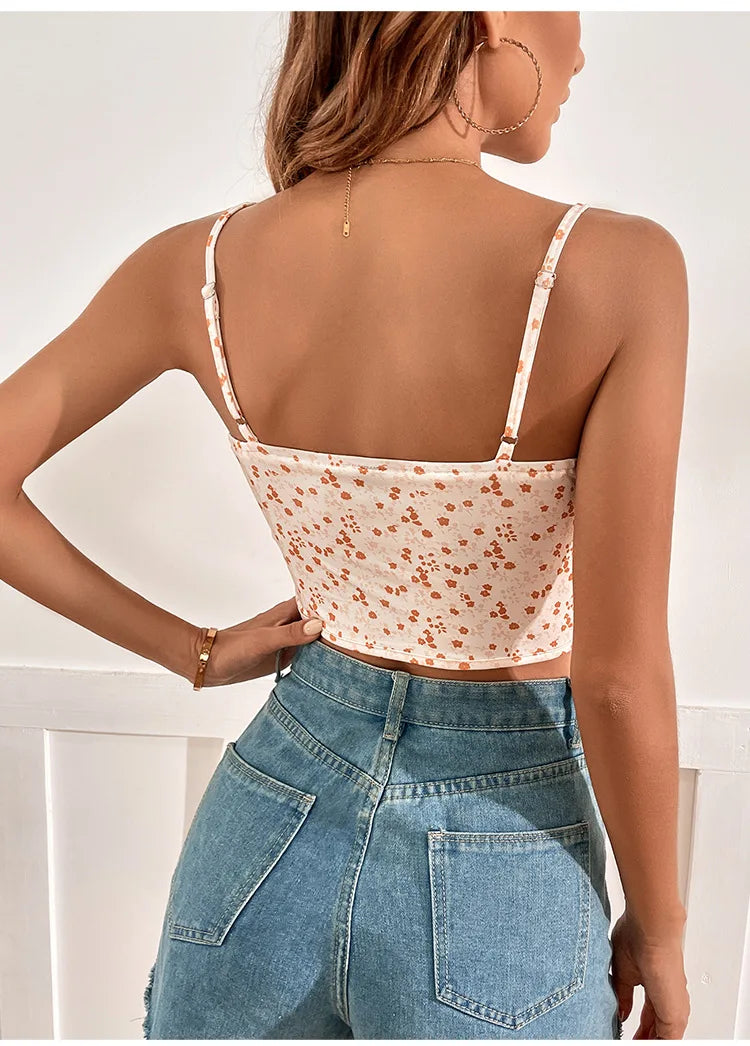 Elvarine – Bloemige croptop met verstelbare bandjes en elegante details
