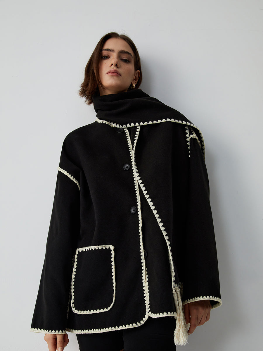 Maribel – Capecoat met Contrasterende Details