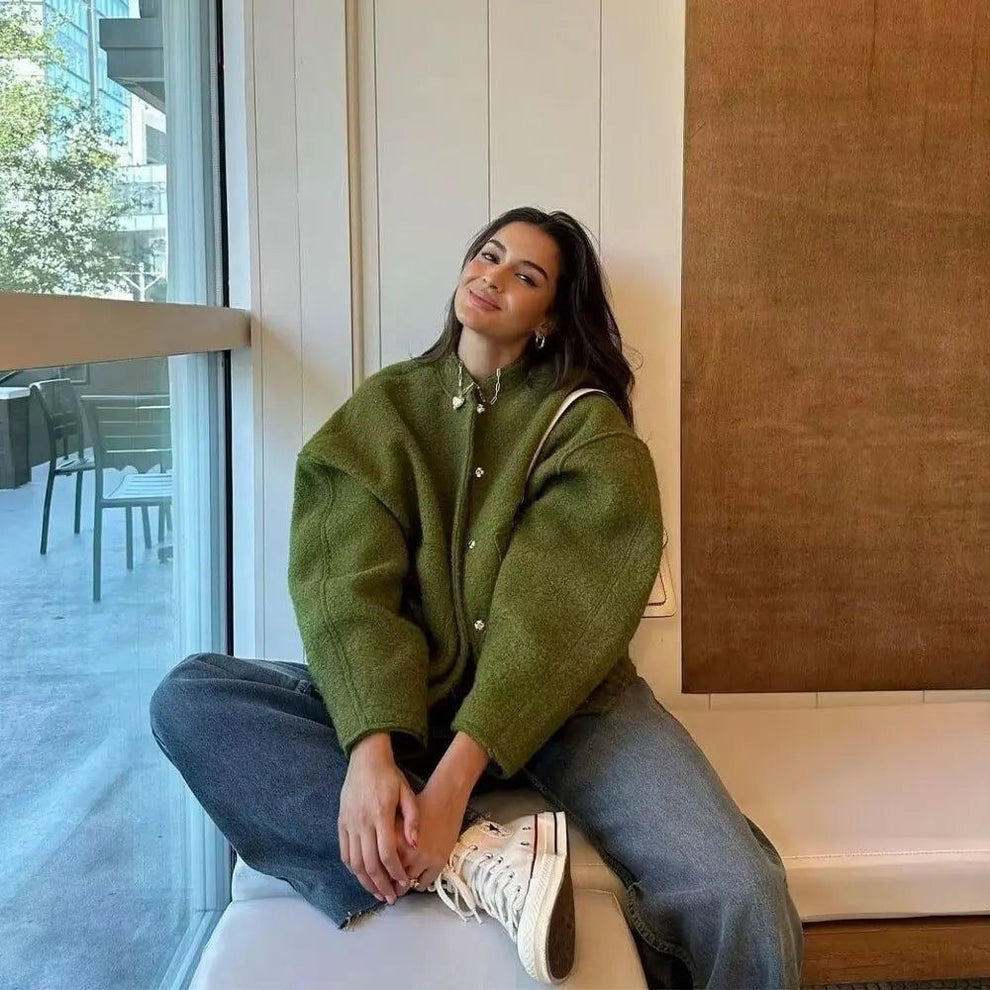 Calviora – Oversized bomberjack voor dames met trendy en moderne uitstraling