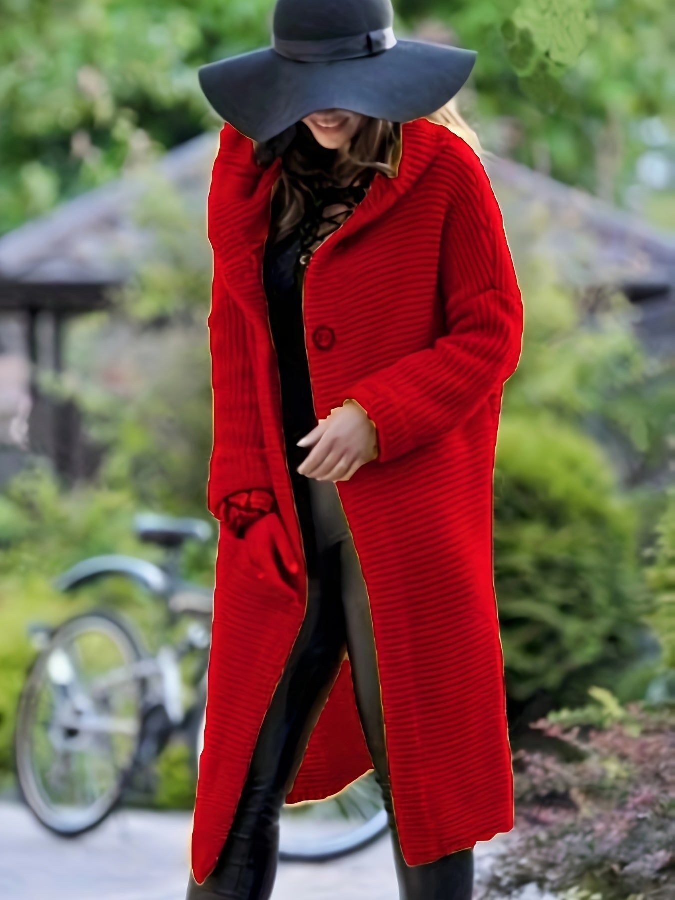 Vesara Knit Hoodie – Gezellige Warmte met Tijdloze Klasse