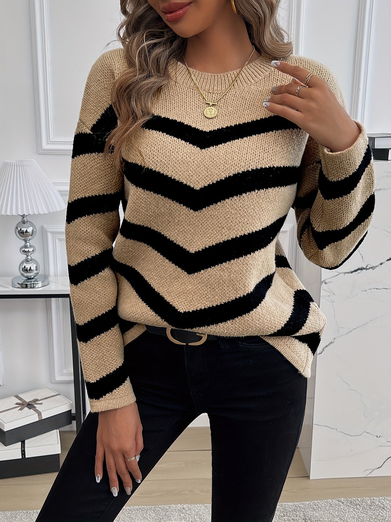 Alina Casual Trui met Chevronpatroon – Stijlvol & Comfortabel