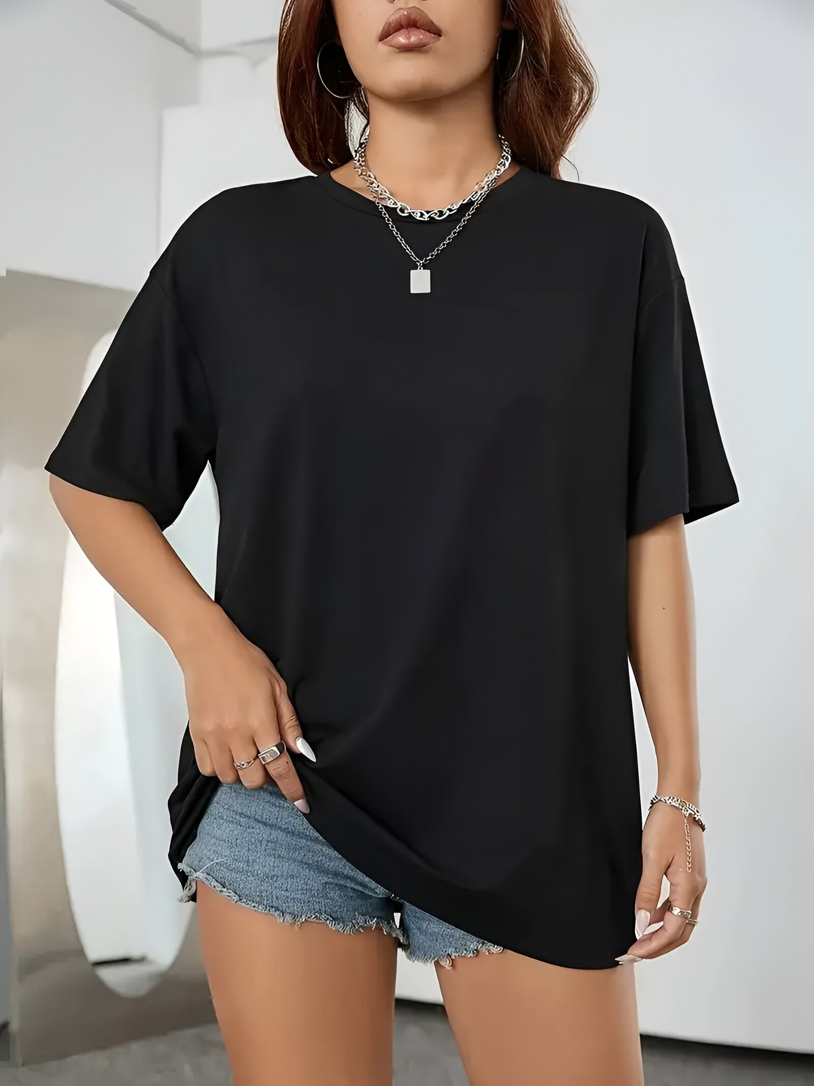 Eliora – Cropped Dames T-shirt met Vlinderkant & Lange Mouwen