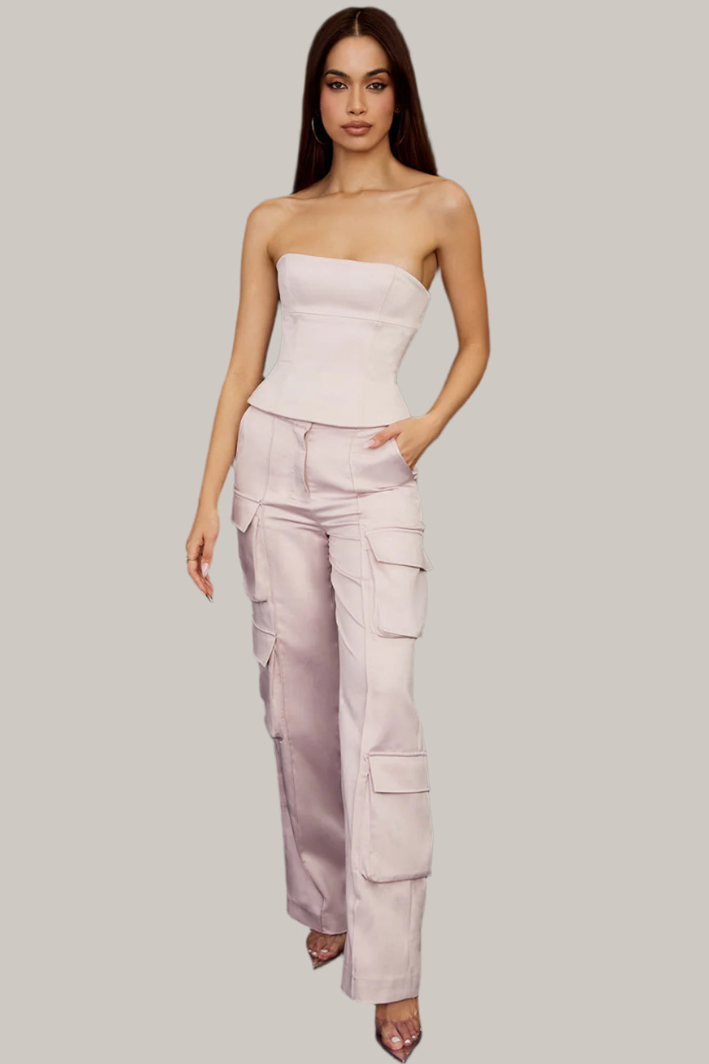 Seliora Satijnen Co-ord Set – Luxe Bandloze Top & Rechte Broek