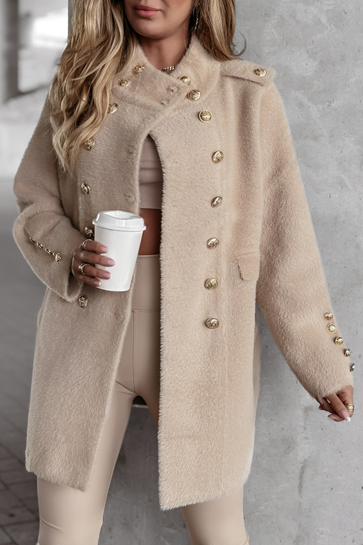 Amara Winter Coat – Elegantie en Warmte in Één Tijdloze Look