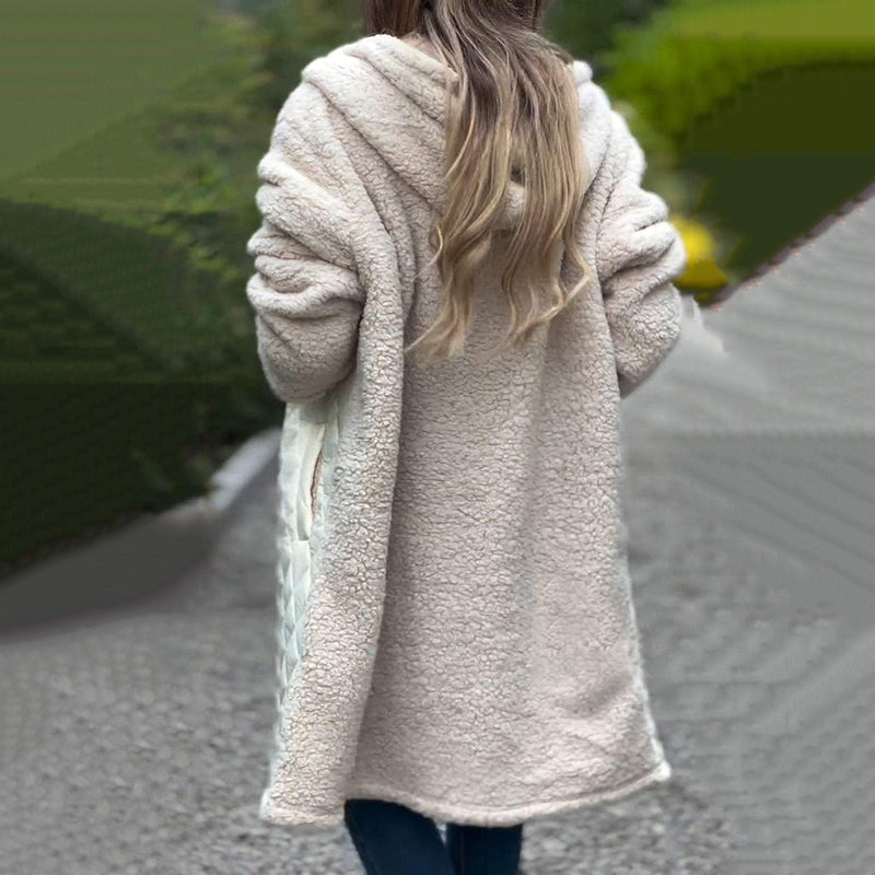 Elodie Winter Coat – Warme Damesjas met Sherpa-Voering en Tweekleurig Design