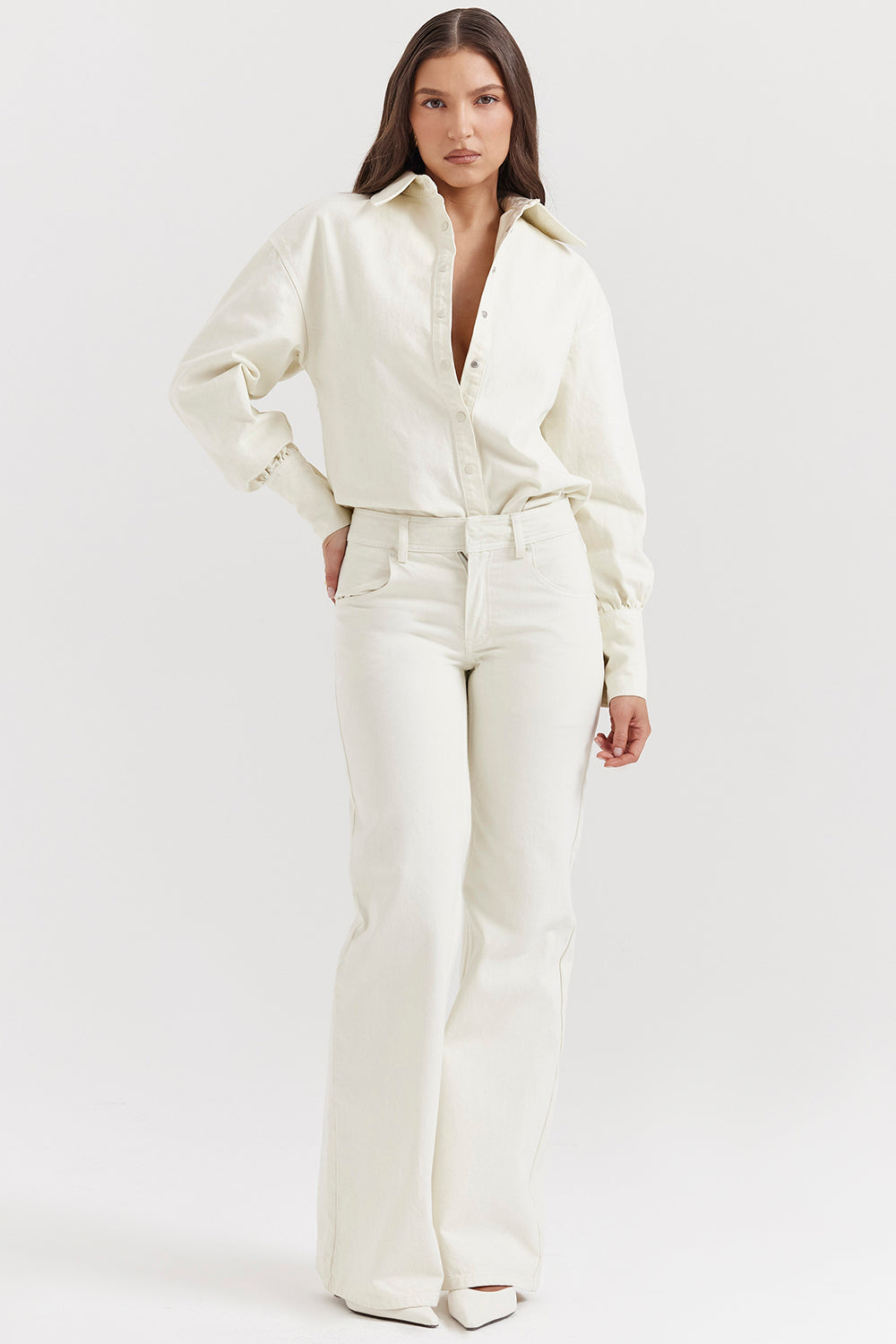 Elyra Tweedelige Set – Luchtige Elegantie in Zachte Ivoortint