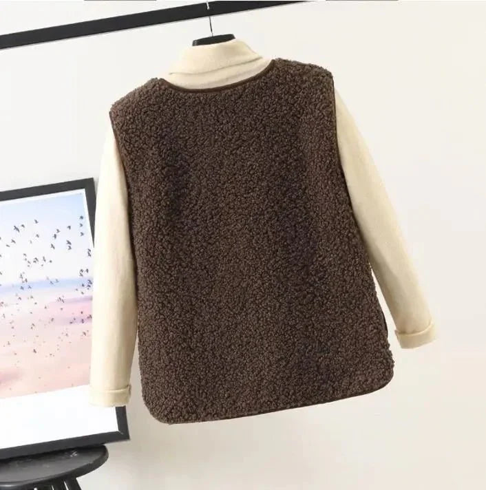 Isadora – Pluche Gilet met Luxe Zachte Textuur en Tijdloze Elegant﻿ie