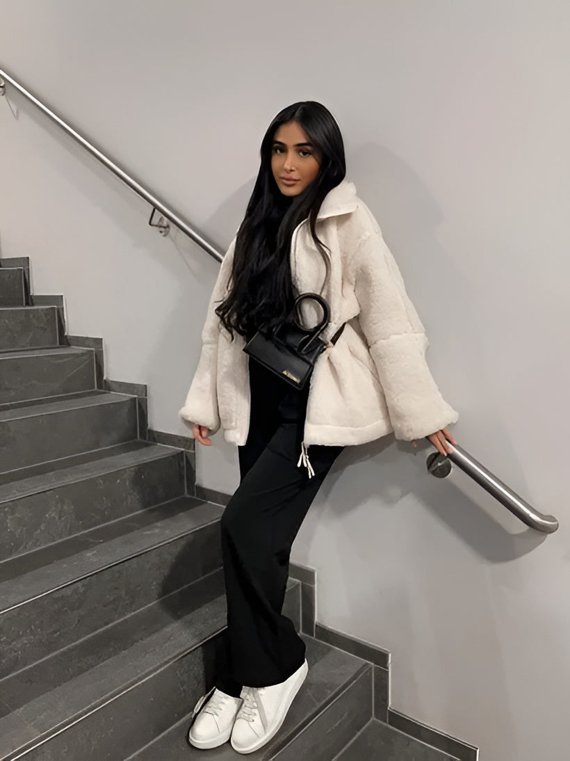 Elayne Wool-Blend Teddy Coat – Tijdloze Luxe voor de Koude Dagen