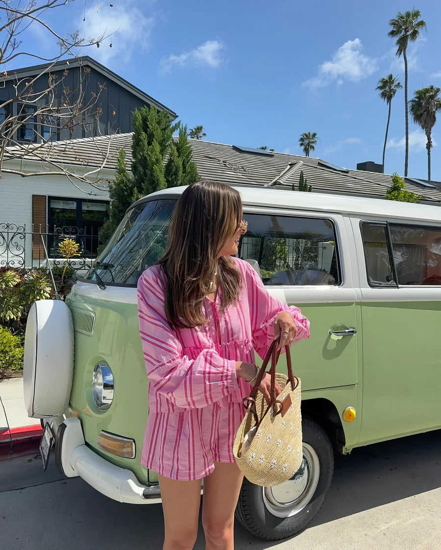 Serelina – zomerset met gestreepte peplum top en short voor een speelse, flatterende look