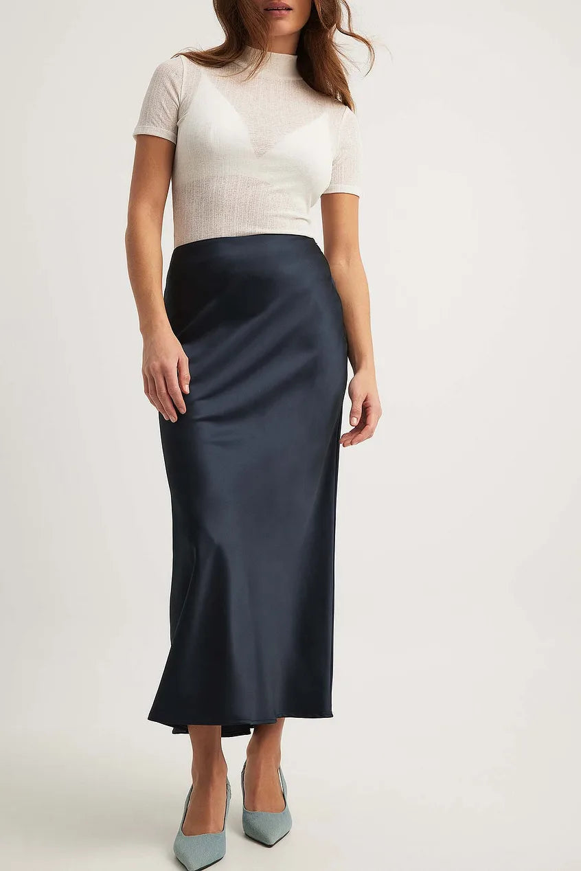 Celeste – Satijnen Midi-Rok met Flatterende Taille en Luxe Glans