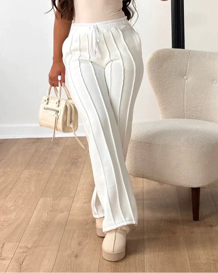 Valmira – Damesbroek met zachte binnenkant en flatterende pasvorm