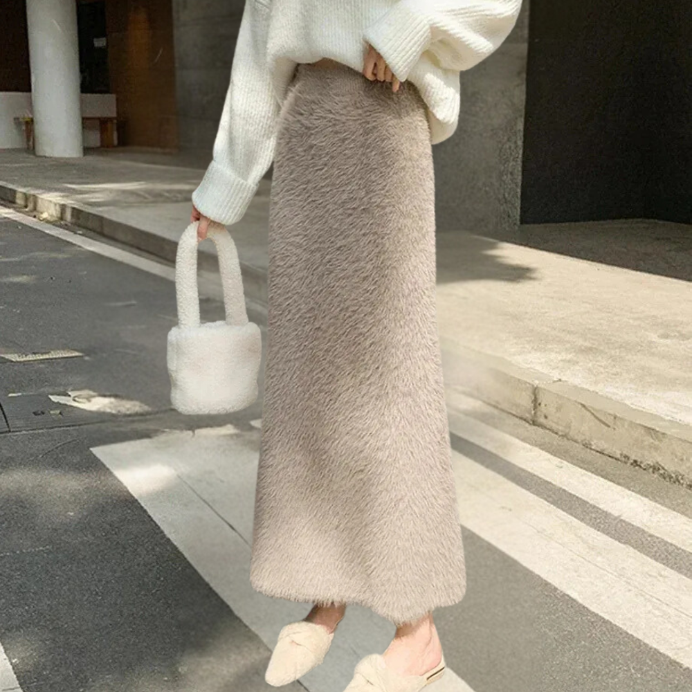 Alurette – Textuurrijke Rok met Tijdloze Uitstraling en Zachte Elegantie